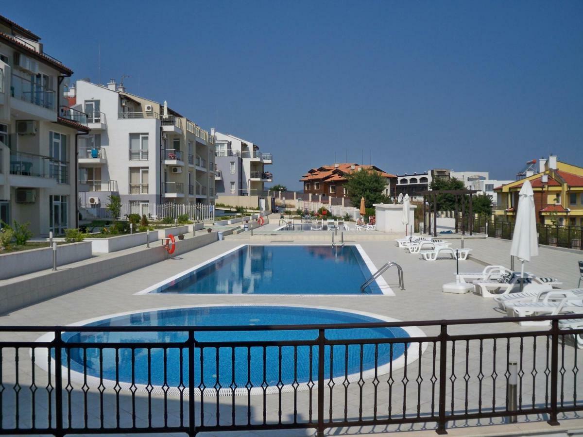 סוזופול Menada Apolon Apartments מראה חיצוני תמונה