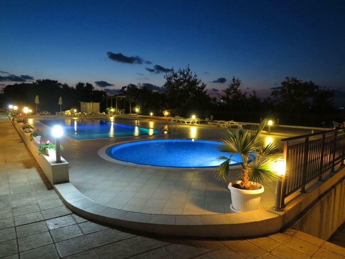 סוזופול Menada Apolon Apartments מראה חיצוני תמונה